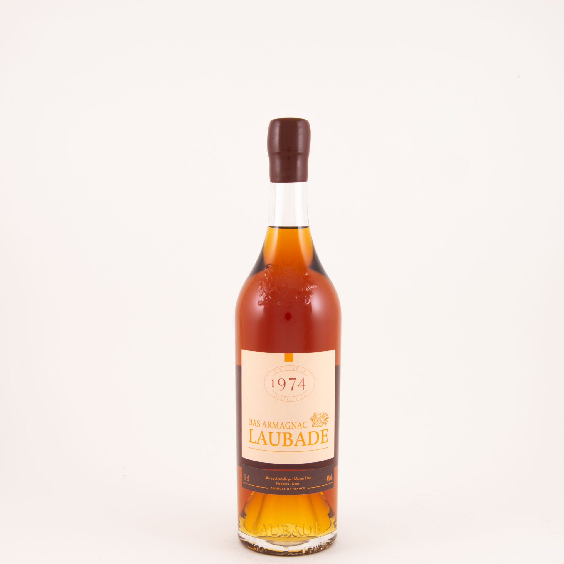 Armagnac Château de Laubade 1974 - Vins Rouges Harmonieux pour Chaque Occasion Armagnac Château de Laubade 1974 - Vins Rouges Harmonieux pour Chaque Occasion