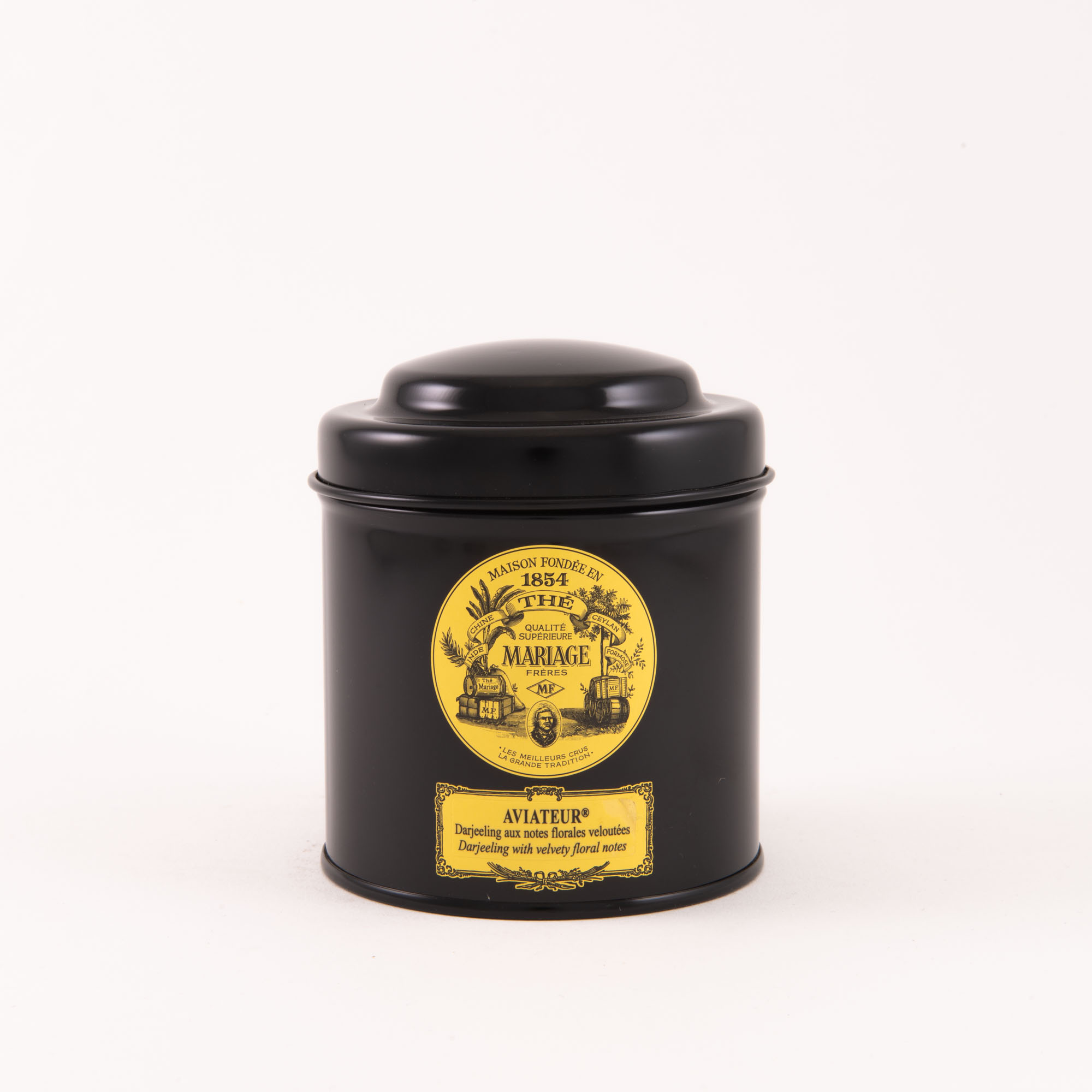 Aviateur – boîte 100 g - Vins Rouges Harmonieux pour Chaque Occasion Aviateur – boîte 100 g - Vins Rouges Harmonieux pour Chaque Occasion