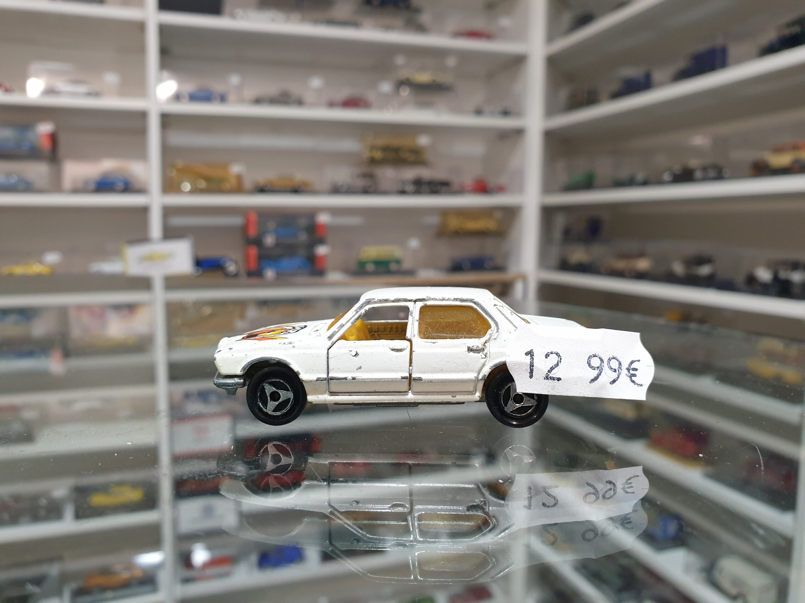 BMW 733 Majorette 1/60 - Vins Rouges Harmonieux pour Chaque Occasion BMW 733 Majorette 1/60 - Vins Rouges Harmonieux pour Chaque Occasion