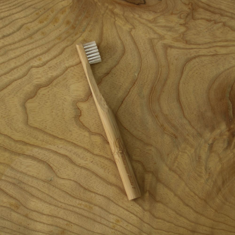 Brosse à dents Bambou Enfant - Vins Rouges Harmonieux pour Chaque Occasion Brosse à dents Bambou Enfant - Vins Rouges Harmonieux pour Chaque Occasion