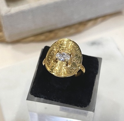 Bague Fraternité Etoilée 5 sous - Vins Rouges Harmonieux pour Chaque Occasion Bague Fraternité Etoilée 5 sous - Vins Rouges Harmonieux pour Chaque Occasion