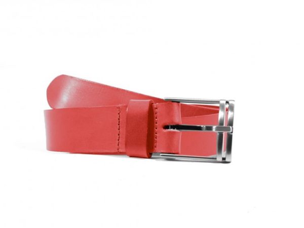 Ceinture cuir rouge, boucle acier gris, très actuelle 4042 Choisir - Vins Rouges Harmonieux pour Chaque Occasion