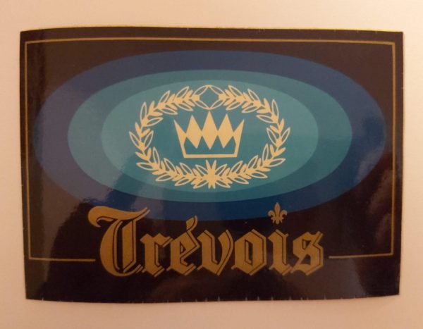 Autocollant Trevois - Vins Rouges Harmonieux pour Chaque Occasion