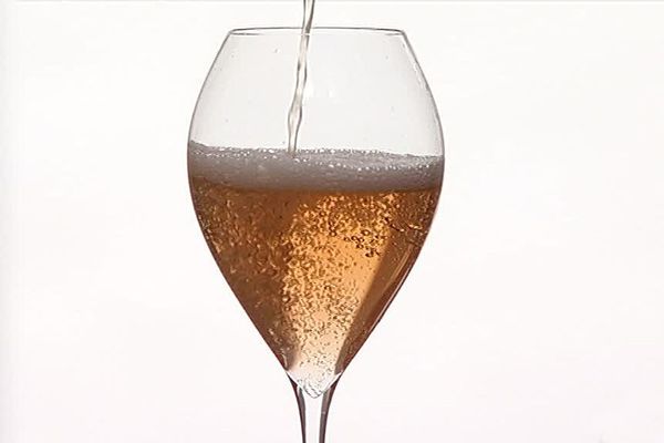 Carton Dégustation « Les Champagnes Rosés » - Vins Rouges Harmonieux pour Chaque Occasion Carton Dégustation « Les Champagnes Rosés » - Vins Rouges Harmonieux pour Chaque Occasion