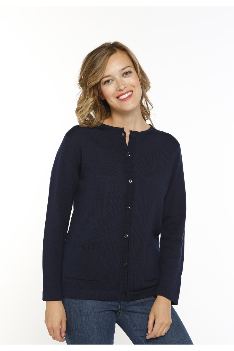 Cardigan en laine Made in France - Vins Rouges Harmonieux pour Chaque Occasion Cardigan en laine Made in France - Vins Rouges Harmonieux pour Chaque Occasion