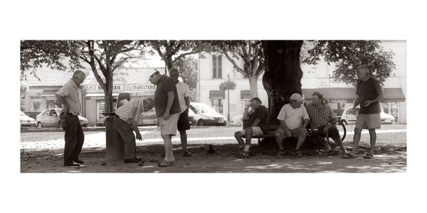 Carte postale – Le moment de pétanque - Vins Rouges Harmonieux pour Chaque Occasion