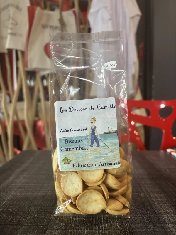 Biscuits apéritifs au Camembert – Spécialité Normande | Les Délices de Camille - Vins Rouges Harmonieux pour Chaque Occasion