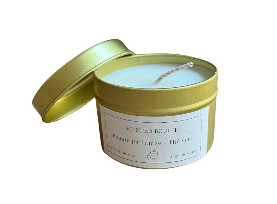 Bougie artisanale parfumée au Thé Vert – 100g - Vins Rouges Harmonieux pour Chaque Occasion Bougie artisanale parfumée au Thé Vert – 100g - Vins Rouges Harmonieux pour Chaque Occasion