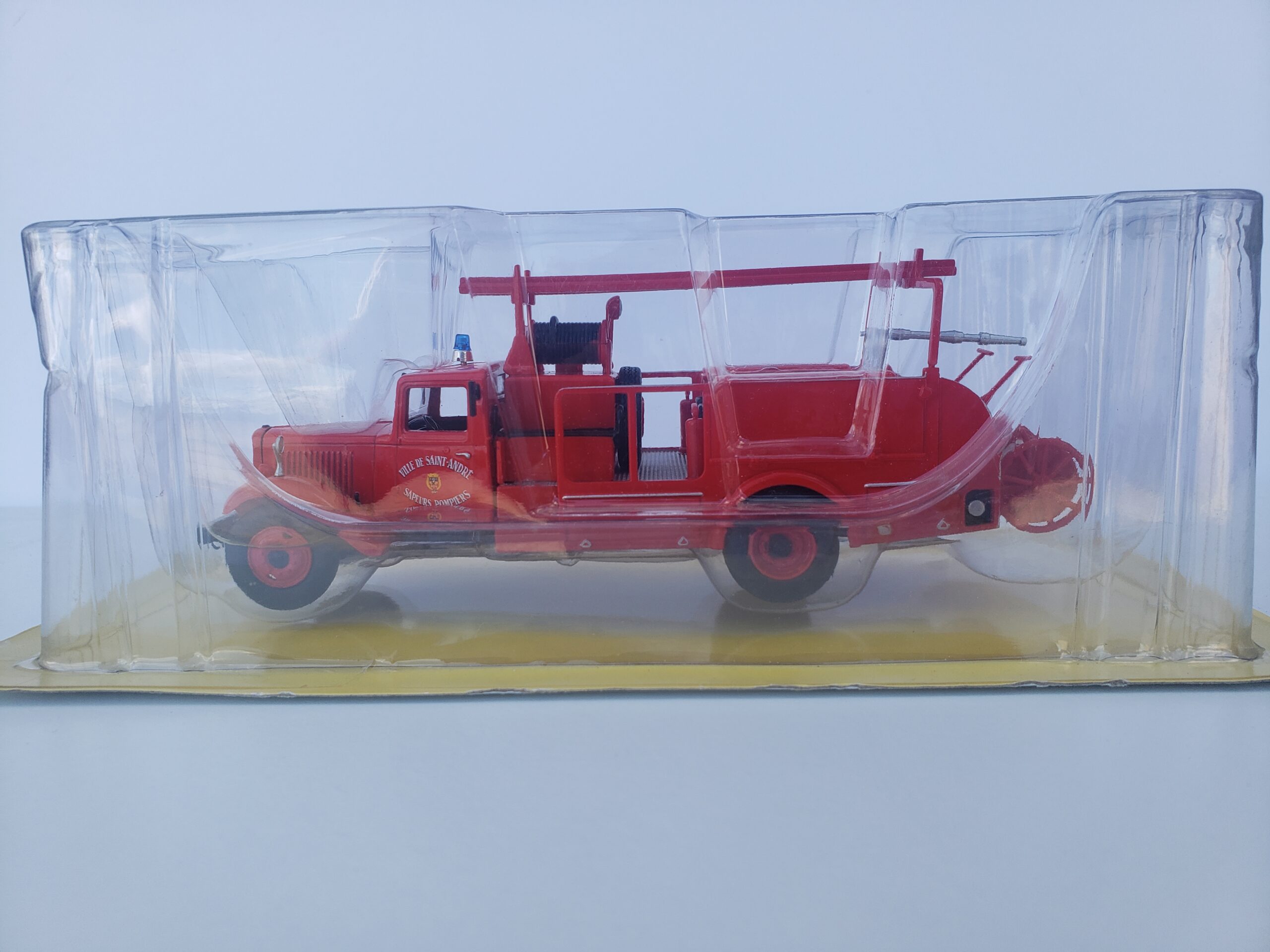 Camion de pompier 1/43 autopompe guinard mixte citroen type 45 - Vins Rouges Harmonieux pour Chaque Occasion Camion de pompier 1/43 autopompe guinard mixte citroen type 45 - Vins Rouges Harmonieux pour Chaque Occasion