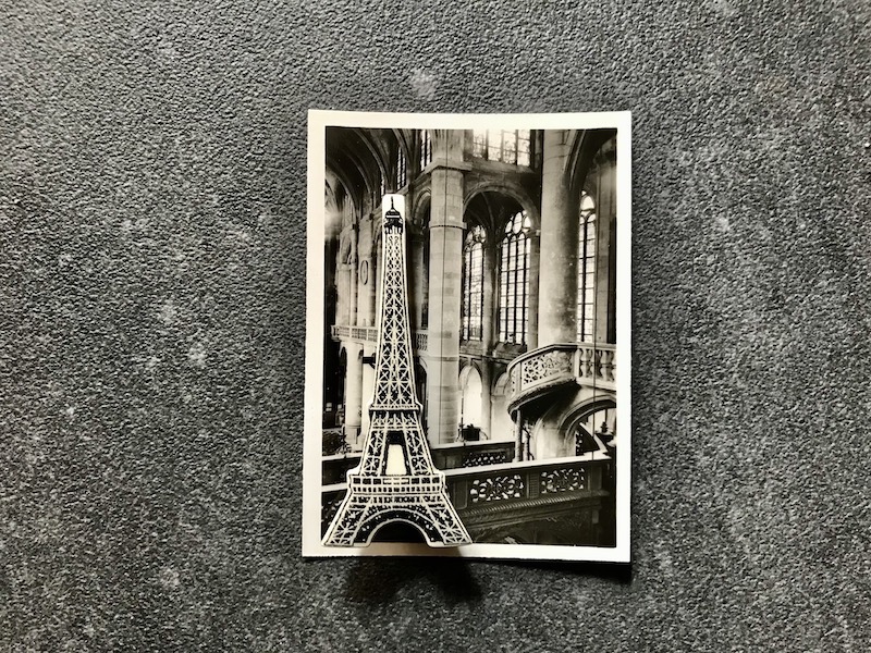 Broche faïence sur Photo vintage – Stephanie Cahorel - Vins Rouges Harmonieux pour Chaque Occasion Broche faïence sur Photo vintage – Stephanie Cahorel - Vins Rouges Harmonieux pour Chaque Occasion