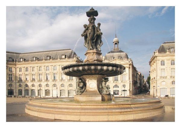 Carte postale – Bordeaux Les Trois Grâces – Place de la Bourse - Vins Rouges Harmonieux pour Chaque Occasion